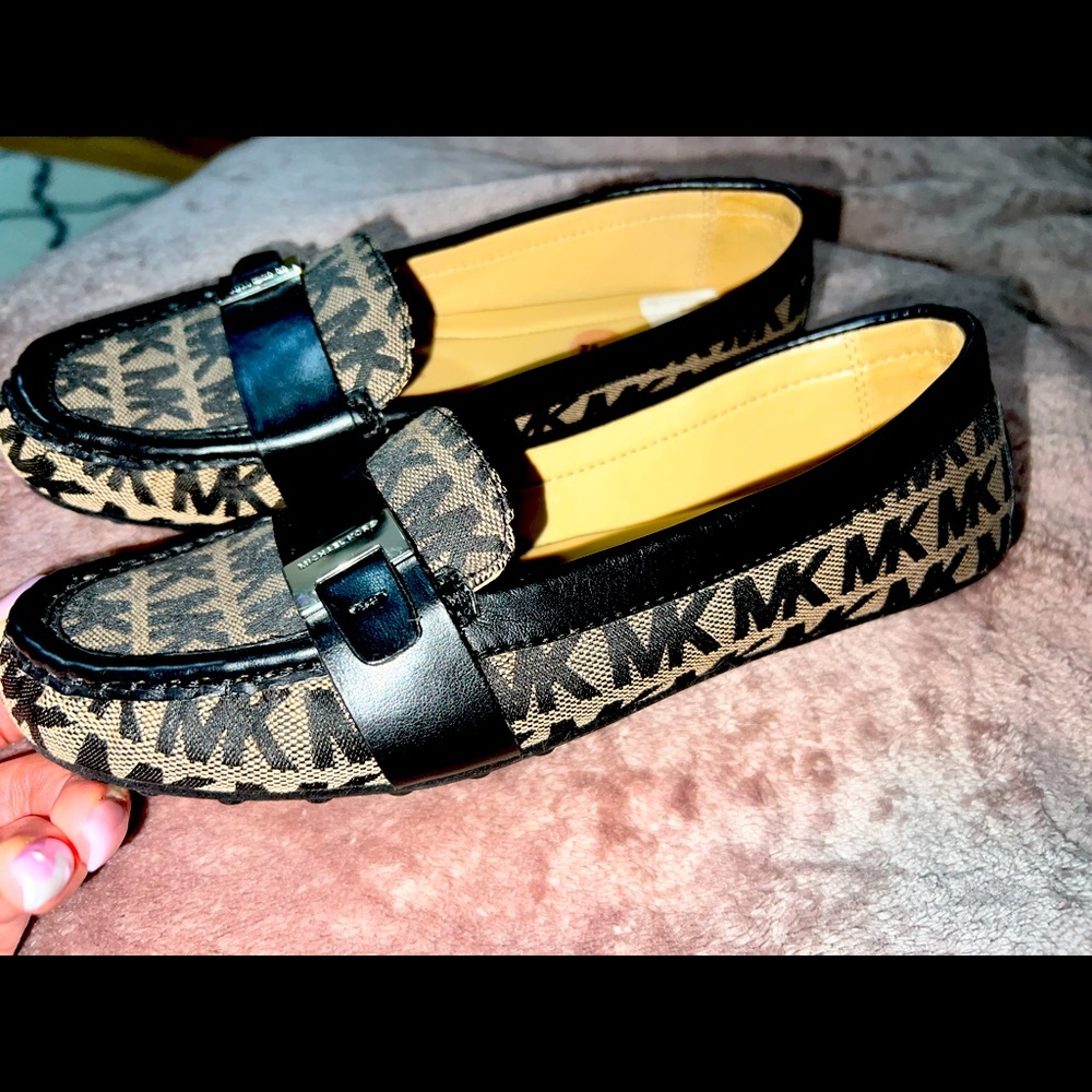 Michael kors slip in size 7.5